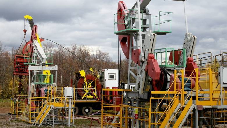 Александр Дюков - В "Газпром нефти" понадеялись на 30 долларов за баррель нефти к лету - newizv.ru - Россия