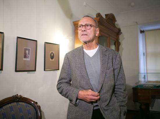 Наталья Мущинкина - Андрей Кончаловский - Кончаловский закупил продуктов на три месяца, готовясь к мировому голоду - newtvnews.ru