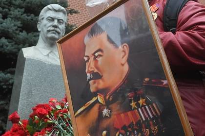 Владимир Путин - Иосиф Сталин - Владимир Легойд - В РПЦ оказались резко против мозаики со Сталиным в храме Минобороны - newsland.com - Москва - Россия
