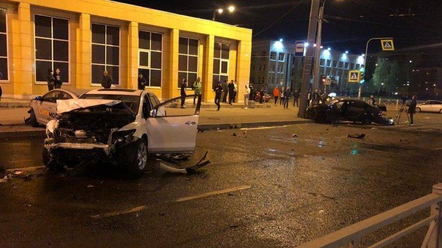 Один человек погиб в массовом ДТП на севере Петербурга - 5-tv.ru - Санкт-Петербург