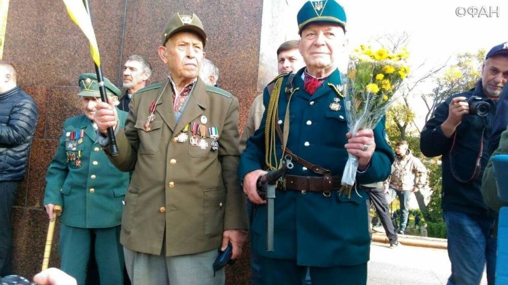 Сергей Михеев - Политолог Михеев: Украинский народ предал 9 Мая, чтобы «слаще спать в Европе» - riafan.ru - Москва - Россия - Украина