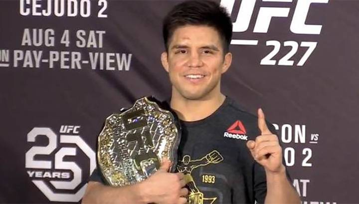 Генри Сехудо - Сехудо защитил титул чемпиона UFC, нокаутировав Круса - vesti.ru - США - Пекин
