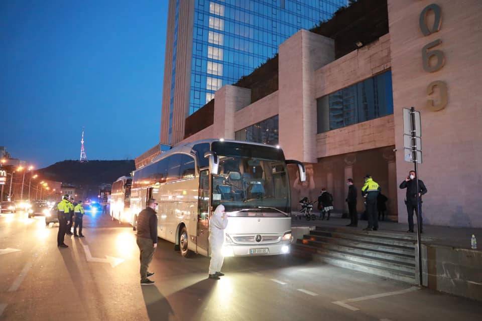 Еще более 180 граждан Грузии доставлены в Тбилиси спецрейсом из Берлина - newsgeorgia.ge - Грузия - Берлин - Тбилиси - Амстердам