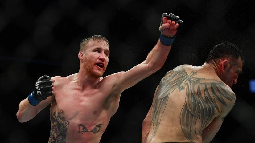 Хабиб Нурмагомедов - Дана Уайт - Тони Фергюсон - Джастин Гэтжи - Глава UFC считает правильным решение рефери остановить бой Гэтжи и Фергюсона - russian.rt.com