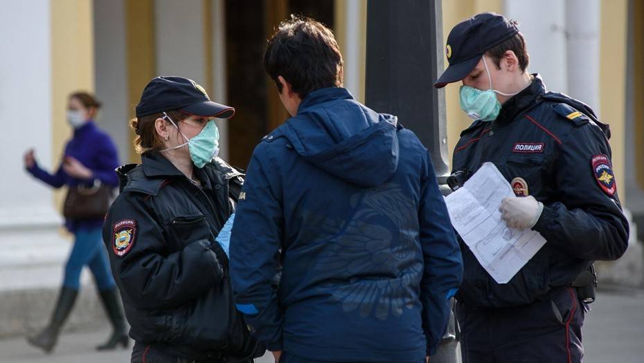 В Смольном назвали размер штрафа за выход без маски на улицу - dp.ru - Петербурга
