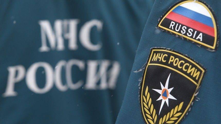 Пожар с взрывающимися боеприпасами в Удмуртии тушили с помощью авиации - 5-tv.ru - Россия - респ. Удмуртия