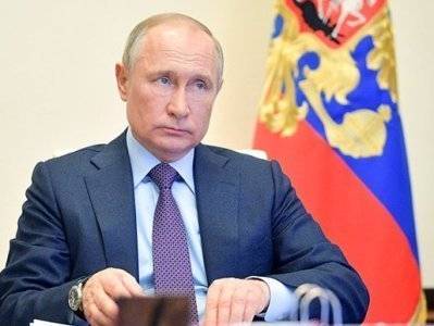 Владимир Путин - Павел Зарубин - Путин рассказал о картине, посвященной теме войны, которая пробирает его до слез - news.am - Москва - Россия