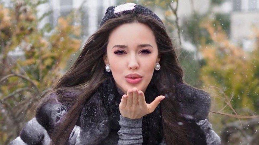 Дмитрий Тарасов - Анастасий Костенко - «Боже, такие кадры!» — жена Дмитрия Тарасова показала интимные фото из роддома - 5-tv.ru