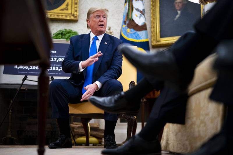 Дональд Трамп - Джо Байден - Перепуганный Трамп свалил на коронавирус свои политические неудачи - tvc.ru - США - Washington