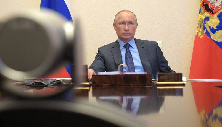 Владимир Путин - Дмитрий Песков - Путин обсудит возможность продления нерабочих дней 11 мая - newtvnews.ru - Россия