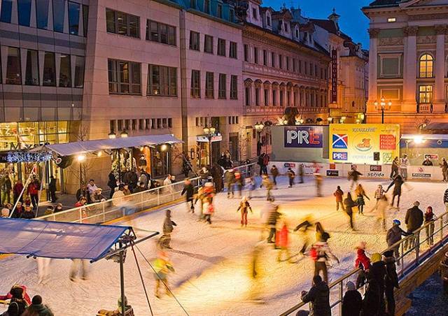 В центре Праги откроют бесплатный каток - vinegret.cz - Чехия - Прага