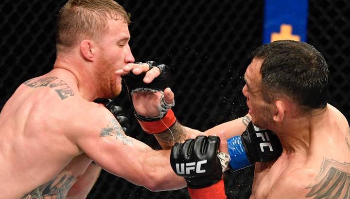 Тони Фергюсон - Джастин Гэтжи - UFC 249. У Тони Фергюсона выявлен перелом орбитальной кости - vesti.ru - США