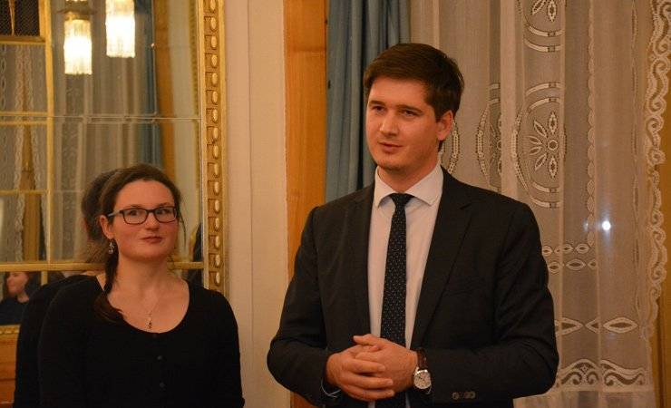 Спецслужбы подозревают российского дипломата в перевозке яда для покушения на мэра Праги - gomel.today - Чехия - Прага