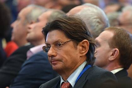 Леонид Федун - Брат заразившегося коронавирусом Леонида Федуна оценил его состояние - lenta.ru - Россия