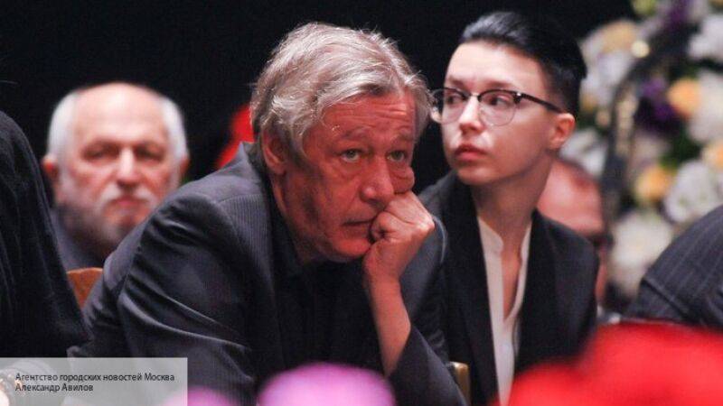Михаил Ефремов - Нарколог оценил жалобу Михаила Ефремова на невозможность пить как раньше - politros.com - Россия