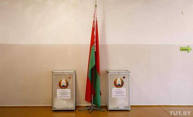 Барак Обама - Ангела Меркель - Ксения Собчак - Виталий Шкляров - «Власть уже „сушит“ явку, это ставка на административный ресурс». Эксперты о президентских выборах - gomel.today - Белоруссия