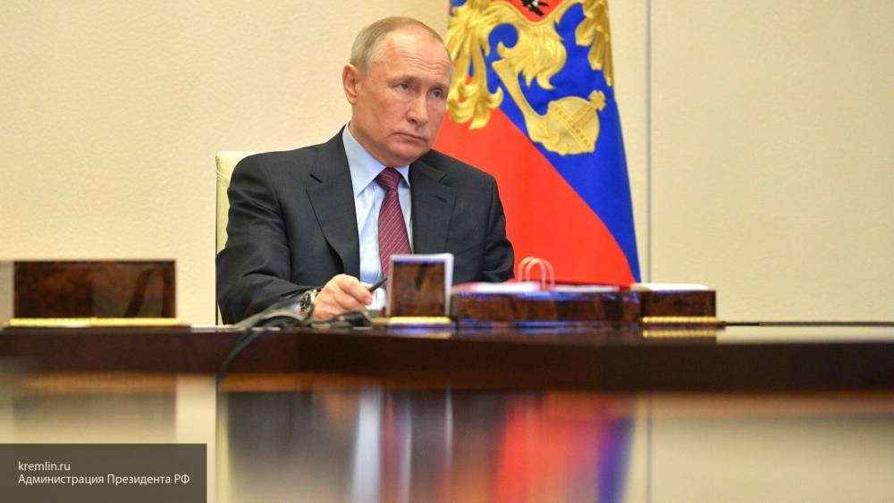 Владимир Путин - Лидия Михеева - Путин рекомендовал ОП и регионам распространять репринт «Правды» от 10 мая 1945 года - politexpert.net - Россия