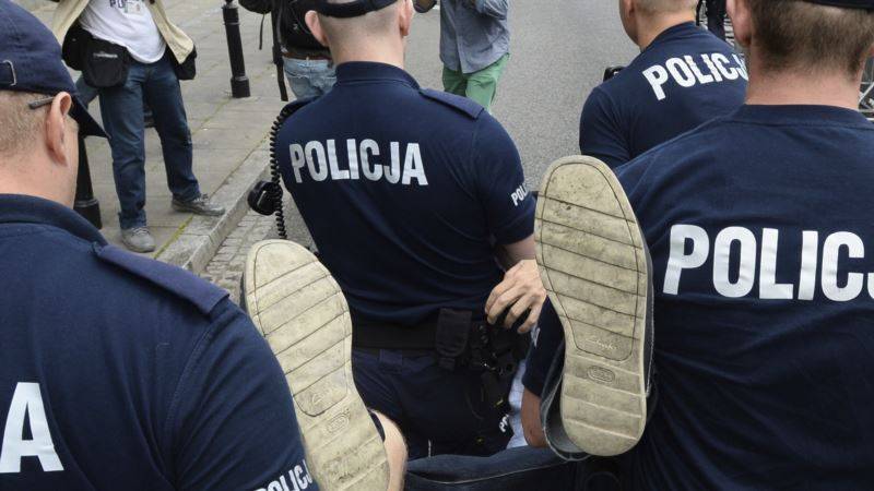 В Польше задержаны 4 гражданина Таджикистана, подозреваемые в вербовке боевиков - golos-ameriki.ru - Украина - Польша - Таджикистан - Ливан