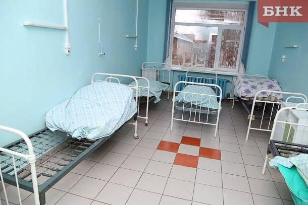 Виктор Бобыря - В Усинске стало на шесть больных коронавирусом больше - bnkomi.ru - Усинск