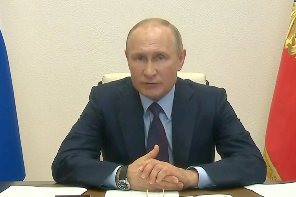 Владимир Путин - Правительство утвердило детские выплаты, озвученные Путиным - vm.ru - Россия