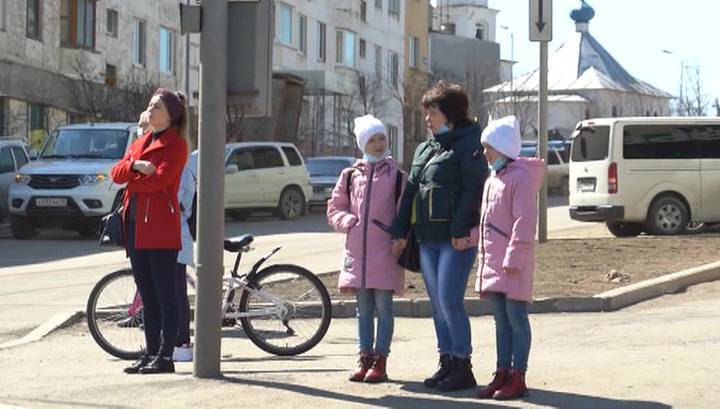 На Колыме разрешили гулять и ходить в торговые центры, общепит пока закрыт - vesti.ru - Магаданская обл. - Магадан