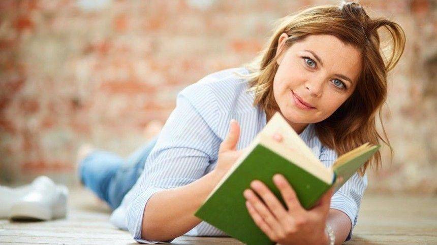 Ирина Пегова - «Царица Клеопатра»: Ирина Пегова с розовыми губами сразила фанатов - 5-tv.ru - Россия