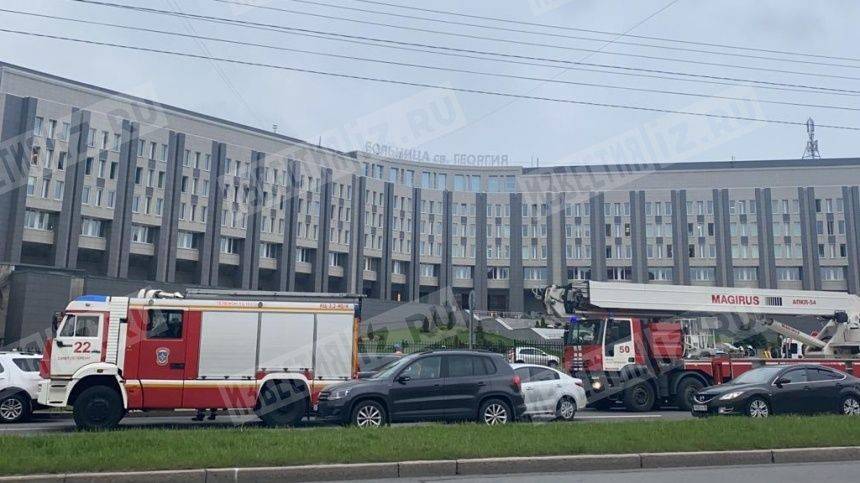 Георгий СВЯТОЙ - Предположительной причиной пожара в больнице в Петербурге могло стать короткое замыкание в аппарате ИВЛ - 5-tv.ru - Санкт-Петербург