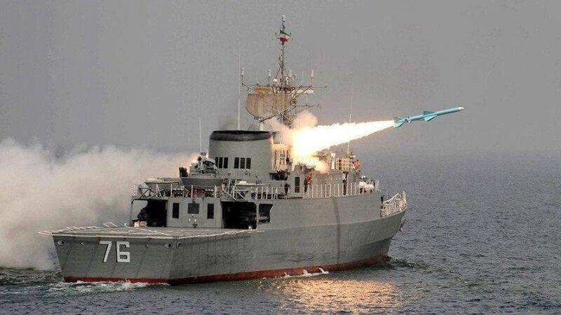 Трагедия с ракетным катером ВМС Ирана отпугнет противников Тегерана - riafan.ru - Иран - Тегеран