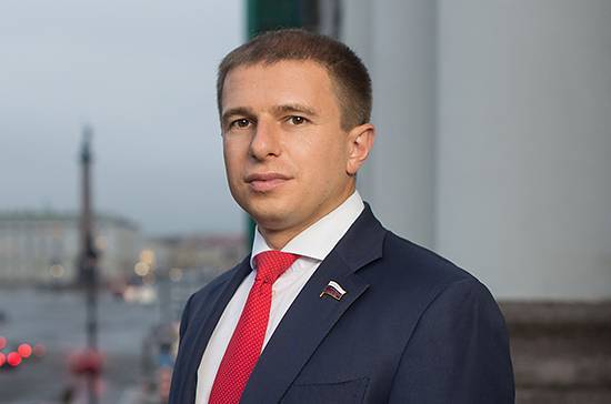 Владимир Путин - Михаил Романов - Романов: президент начал процесс выхода страны из коронавирусного кризиса - pnp.ru - Россия