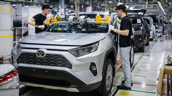 Петербургский завод Toyota возобновил производство - autostat.ru - Россия - Санкт-Петербург - Московская обл. - Новосибирск