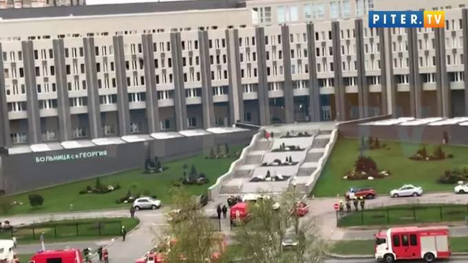 Погибшими при пожаре в больнице Петербурга оказались четверо мужчин и пожилая женщина - piter.tv - Санкт-Петербург