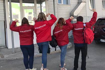 Команда «Молодежки ОНФ» подарила российским медсестерам лимонные деревья - lenta.ru - Москва - Россия - Саратовская обл. - Чита - Липецк