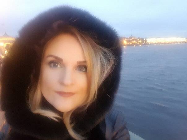 Энгельская чиновница о путинских выплатах: “Раньше рожали и не скулили, а теперь рожающим все должны и обязаны” - readovka.news - Россия