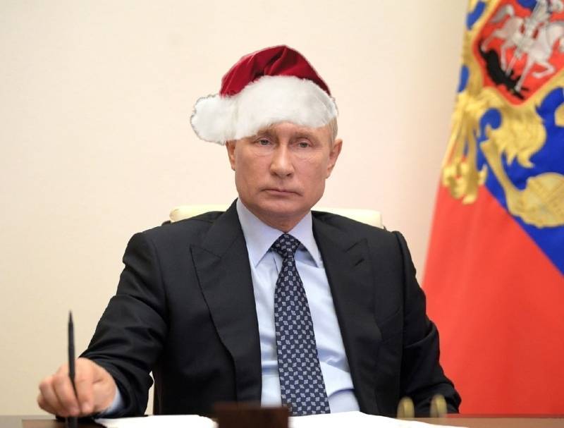 Владимир Путин - Андрей Мовчан - Андрей Мовчан: Меры Путина похожи на новогодние подарки, а не системную поддержку - sobesednik.ru