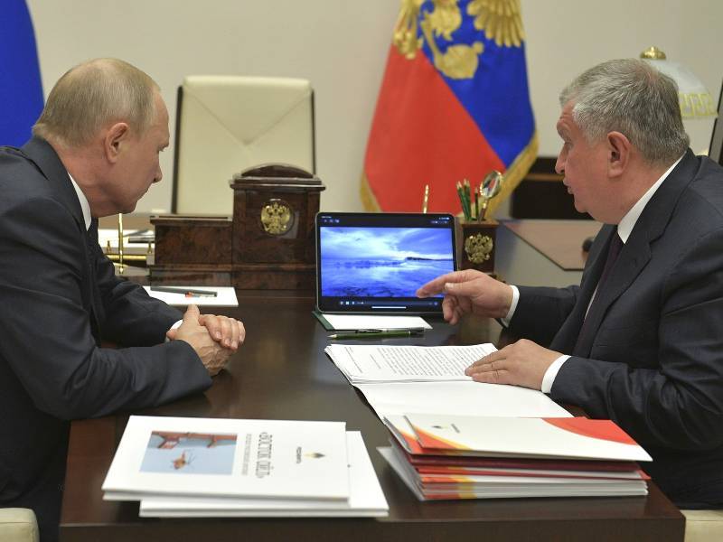 Владимир Путин - Игорь Сечин - Игорь Сечин доложил президенту о начале бурения в рамках проекта «Восток Ойл» - polit.ru - Россия - Красноярский край