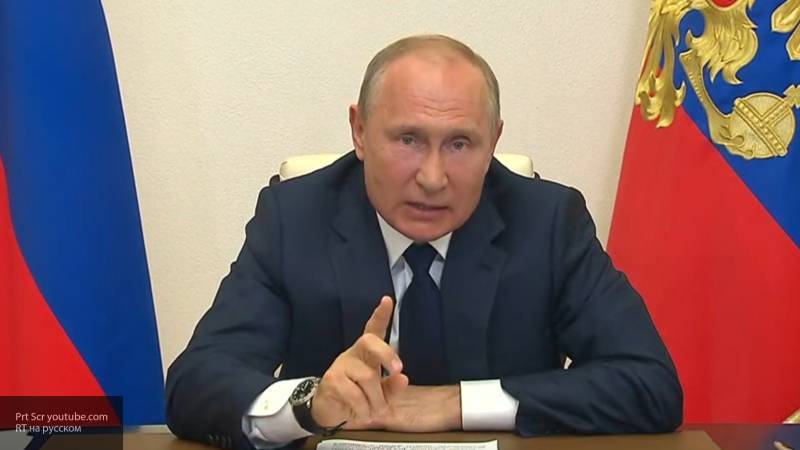 Владимир Путин - Алексей Мартынов - Мартынов: озвученный Путиным пакет мер поддержки эффективнее "вертолетной раздачи" денег - nation-news.ru - Россия - США