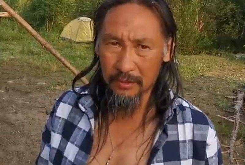 Александр Габышев - Алексей Прянишников - Шедшего свергать Путина шамана скрутили 20 бойцов ОМОН - bloknot.ru - Москва - респ. Саха