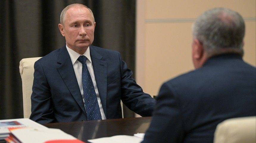 Владимир Путин - Игорь Сечин - Первый российский танкер класса Aframax спущен на воду - 5-tv.ru