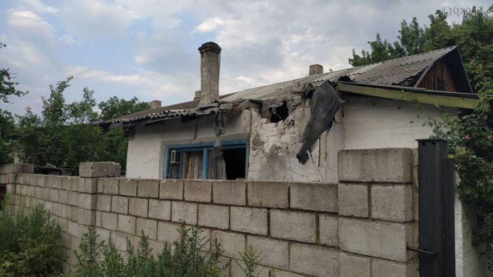 Донбасс сегодня: ВСУ гонят тысячи единиц оружия на Украину, ДНР и ЛНР под градом мин - riafan.ru - Украина - ДНР - Горловка - Донецк - ЛНР