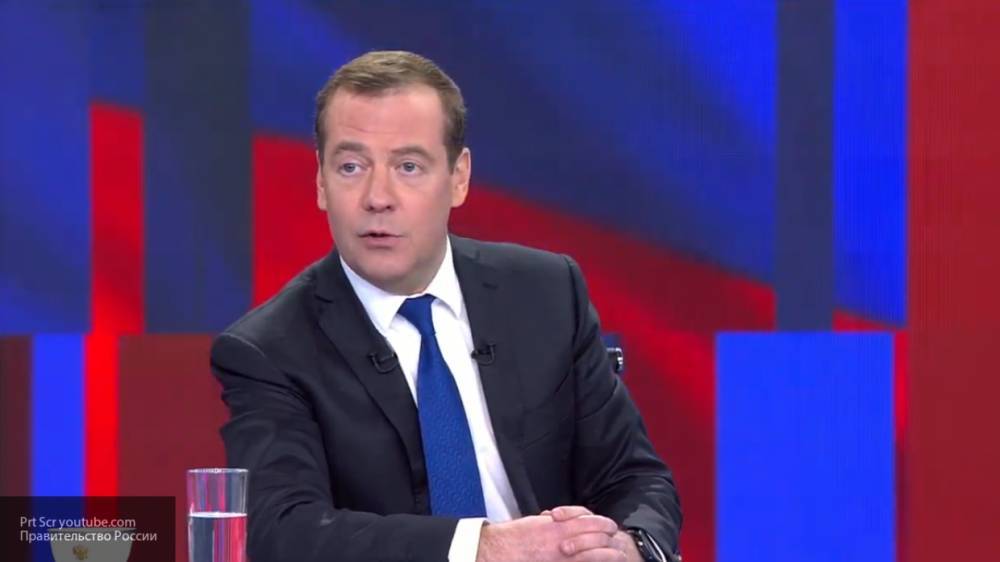 Дмитрий Медведев - Медведев предложил создать единый реестр вакансий для потерявших работу в пандемию - nation-news.ru - Россия