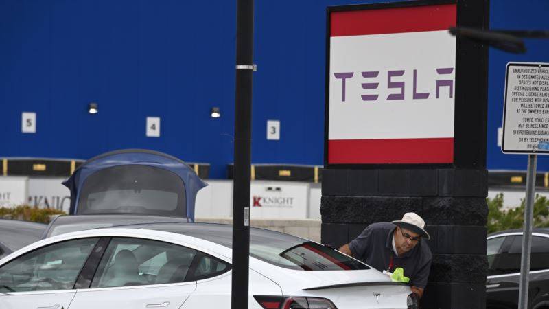 Дональд Трамп - Илон Маск - Илона Маску - Илон Маск открыл завод Tesla в Калифорнии, нарушив карантин местных властей - golos-ameriki.ru - Сан-Франциско - шт. Калифорния