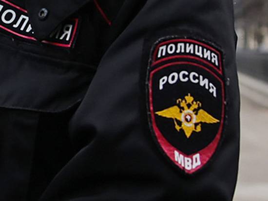 Наталья Мущинкина - Челябинский полицейский изнасиловал дубинкой задержанного - newtvnews.ru - Челябинская обл. - Челябинск