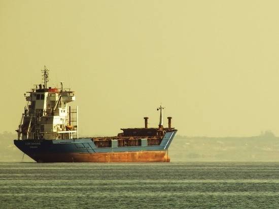 Нефть стали сливать в море: миру грозит экологическая катастрофа - newtvnews.ru - Венесуэла