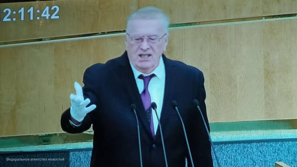 Владимир Жириновский - Жириновский предложил сократить число депутатов РФ - polit.info - Россия