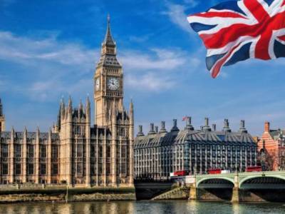 FT: власти Британии планируют с помощью налогов сократить рекордный дефицит бюджета - news.am - Англия