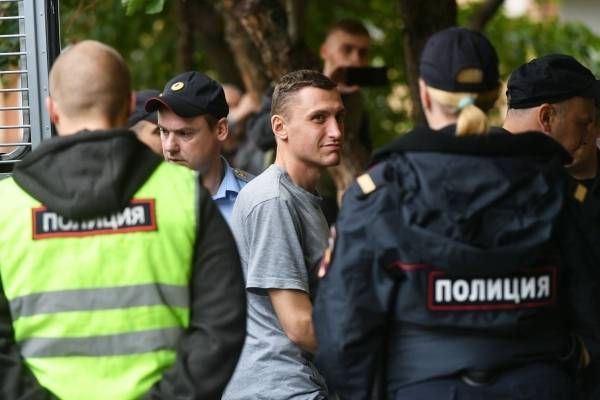 Андрей Красов - Авторы закона о нарушении правил митинга отреагировали на предложение смягчить его - govoritmoskva.ru - Москва