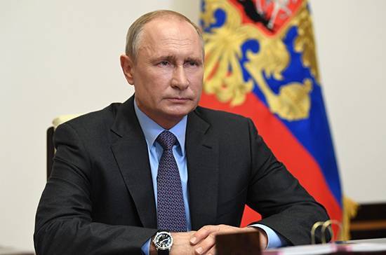 Владимир Путин - Российская боевая авиация намного превосходит иностранные аналоги, заявил Путин - pnp.ru - Россия