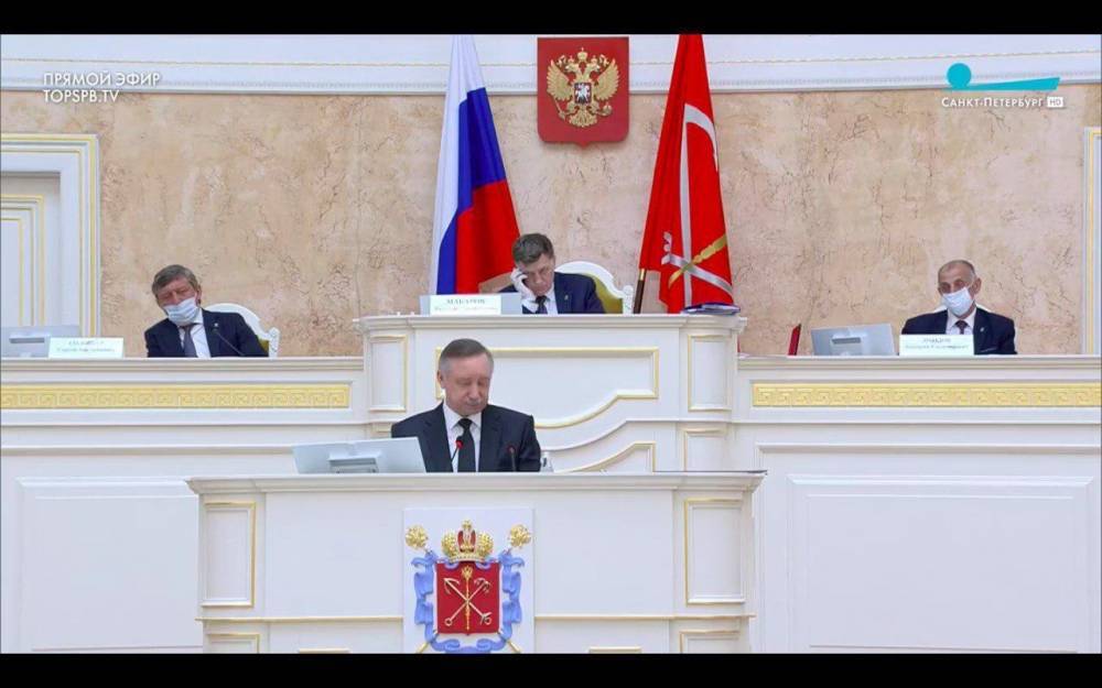 Александр Беглов - Борис Вишневский - Губернатор Санкт-Петербурга высказался против бесплатной раздачи масок приезжим - znak.com - Санкт-Петербург