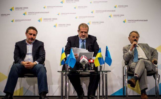 Ислямова, Чубарова и Джемилева заочно судят в Крыму - eadaily.com - Россия - Украина - Крым - Херсонская обл.