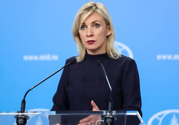Мария Захарова - МИД РФ потребовал от американских СМИ опровергнуть данные о COVID-19 в России - govoritmoskva.ru - Россия - New York - New York